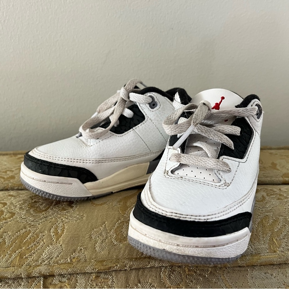 Jordan’s Toddler Sneakers Size 7c